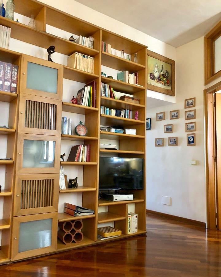 Casa Vacanze Seahorse Salerno Ngoại thất bức ảnh